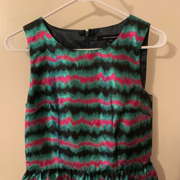 Gorgeous French Connection Cocktail Party Dress - Picture 3 of 7